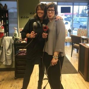 Meet your Posher, Denise